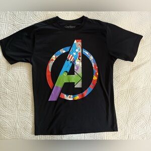 Marvel Avengers Assemble Black Shirt Boys 18 great condition